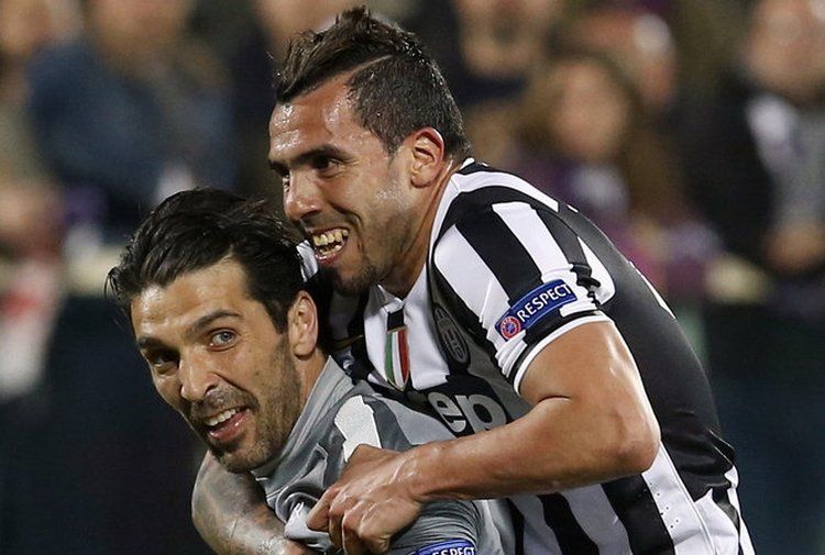 Ufficiale, addio al calcio: Tevez annuncia il ritiro