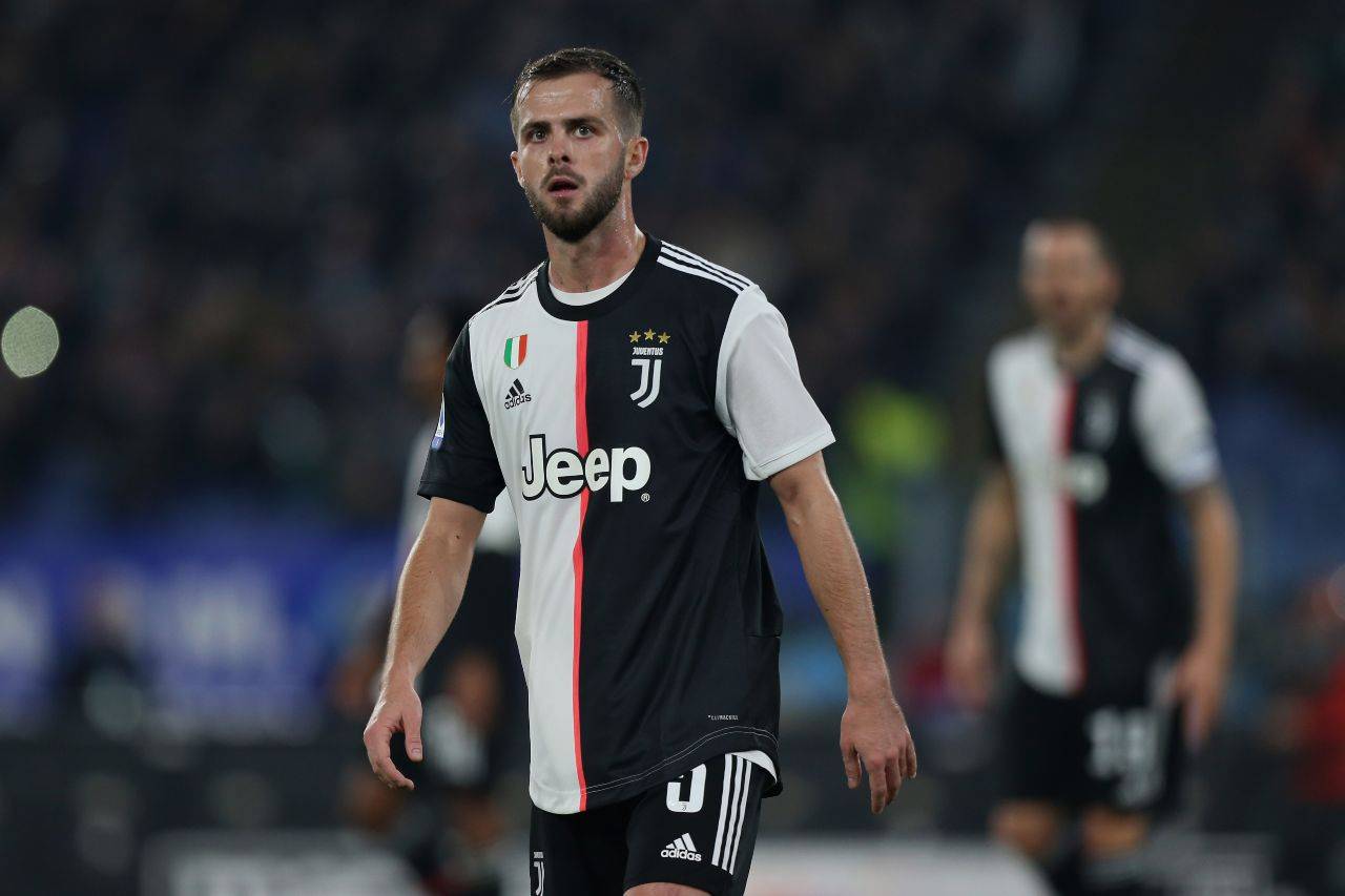 Calciomercato Napoli: piace Pjanic del Barcellona.