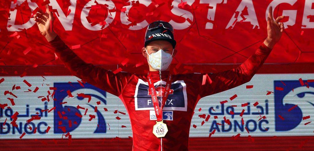 Ciclismo, Mathieu Van Der Pool conquista la Strade Bianche 2021