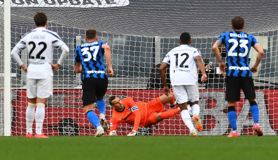 Juventus-Inter 3-2: tutti gli errori dell’arbitro Calvarese e del VAR