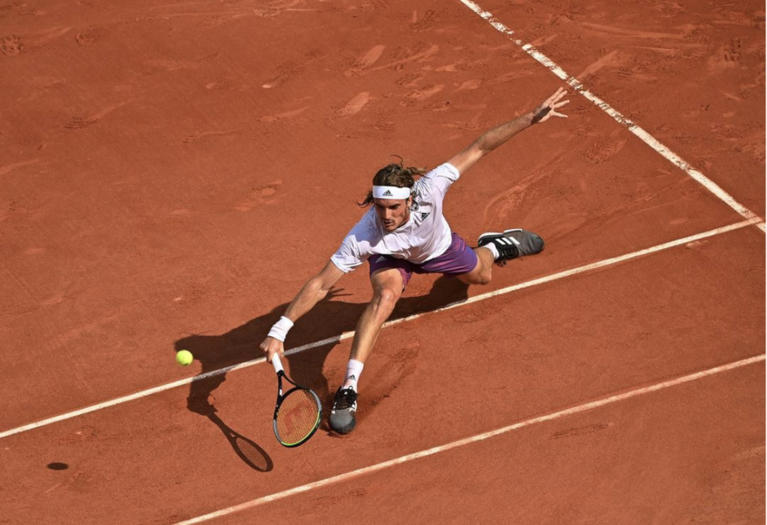 Roland Garros 2021, Tsitsipas sul velluto: batte Medvedev ai quarti e raggiunge Zverev in semifinale