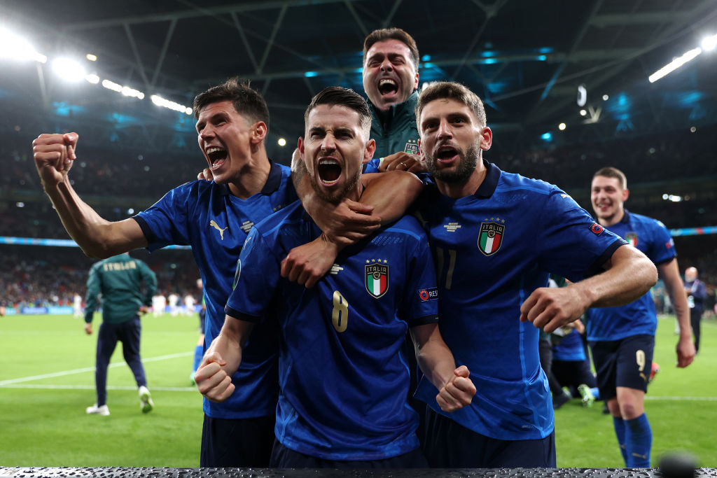 Italia-Spagna 5-3 dcr: Donnarumma eroe della serata, Chiesa e Di Lorenzo ottimi. Immobile il peggiore