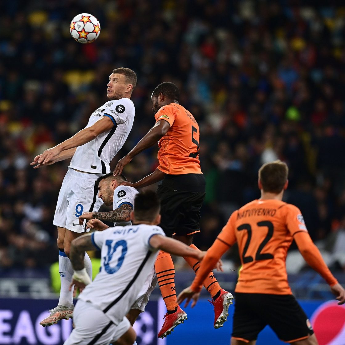 Shakhtar Donetsk-Inter 0-0, voti e pagelle: Barella lucido, Skriniar muro. Male Dumfries e Vecino