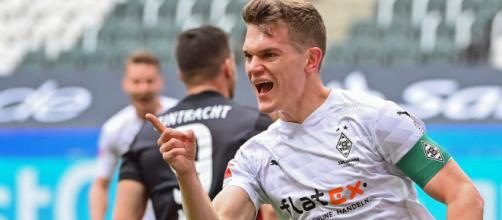 Calciomercato Inter: sprint per Ginter a parametro zero